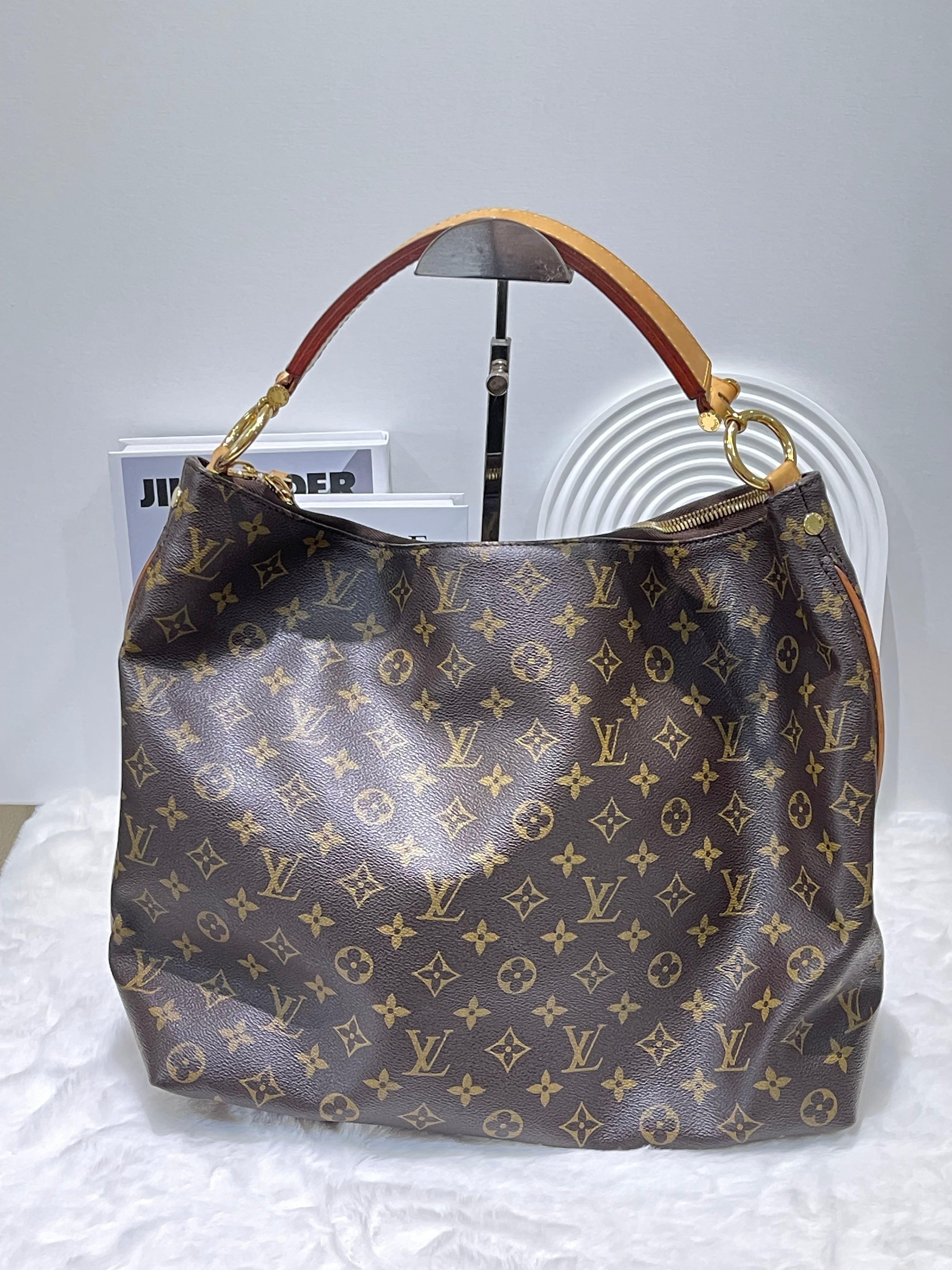 LV Sully MM monogram