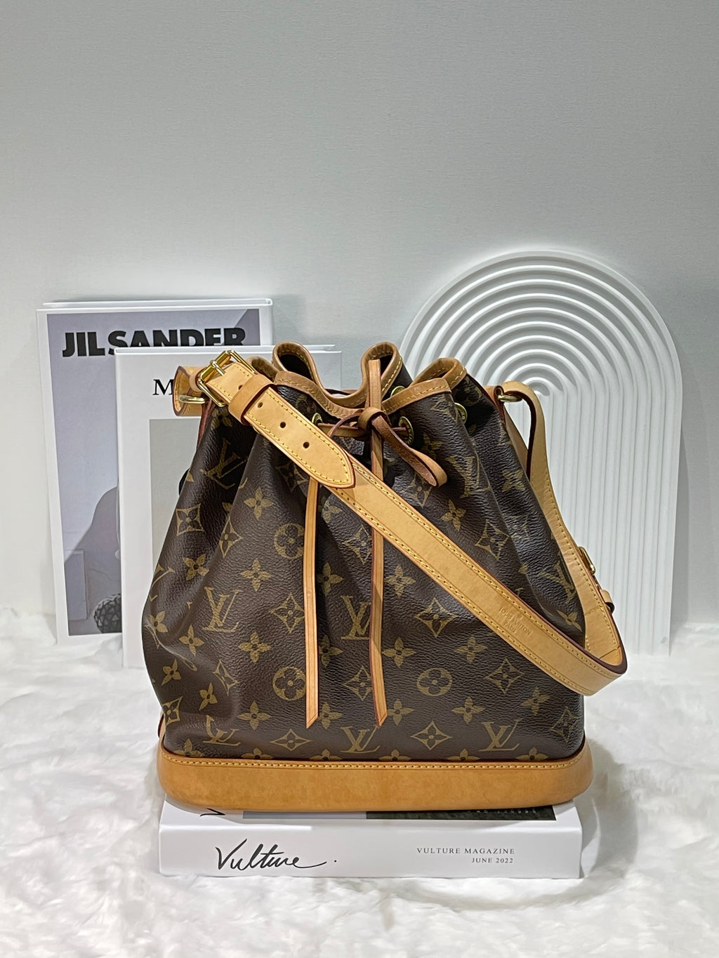 LV Petit Noe