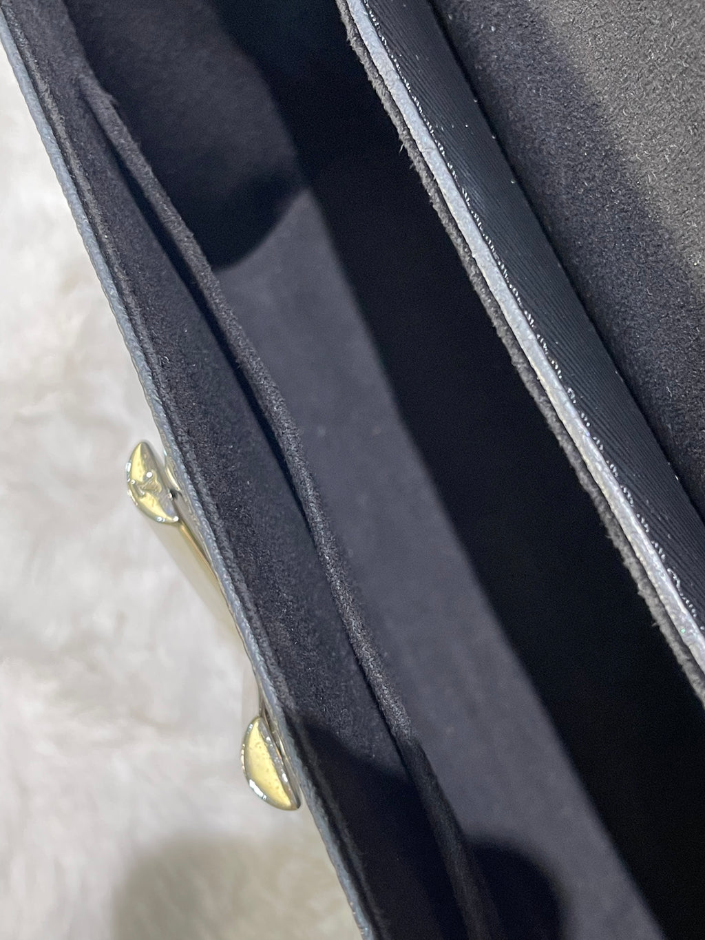 LV Twist MM Black (SHW)