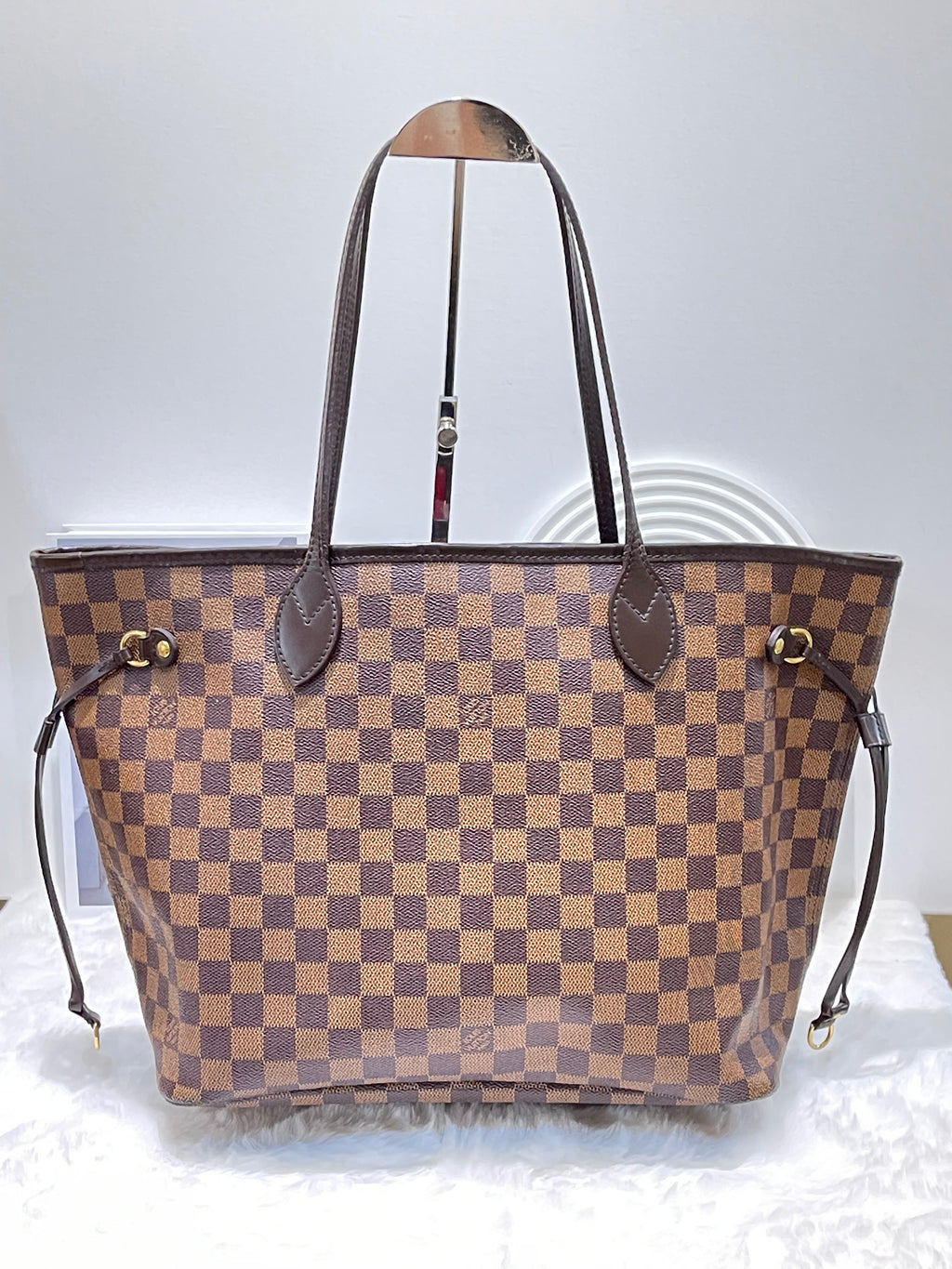LV Damier Neverfull MM