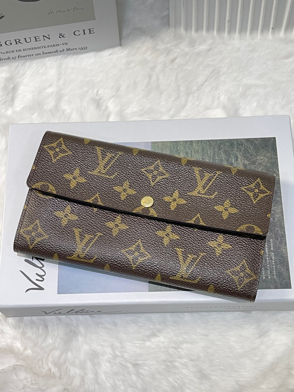 LV long wallet