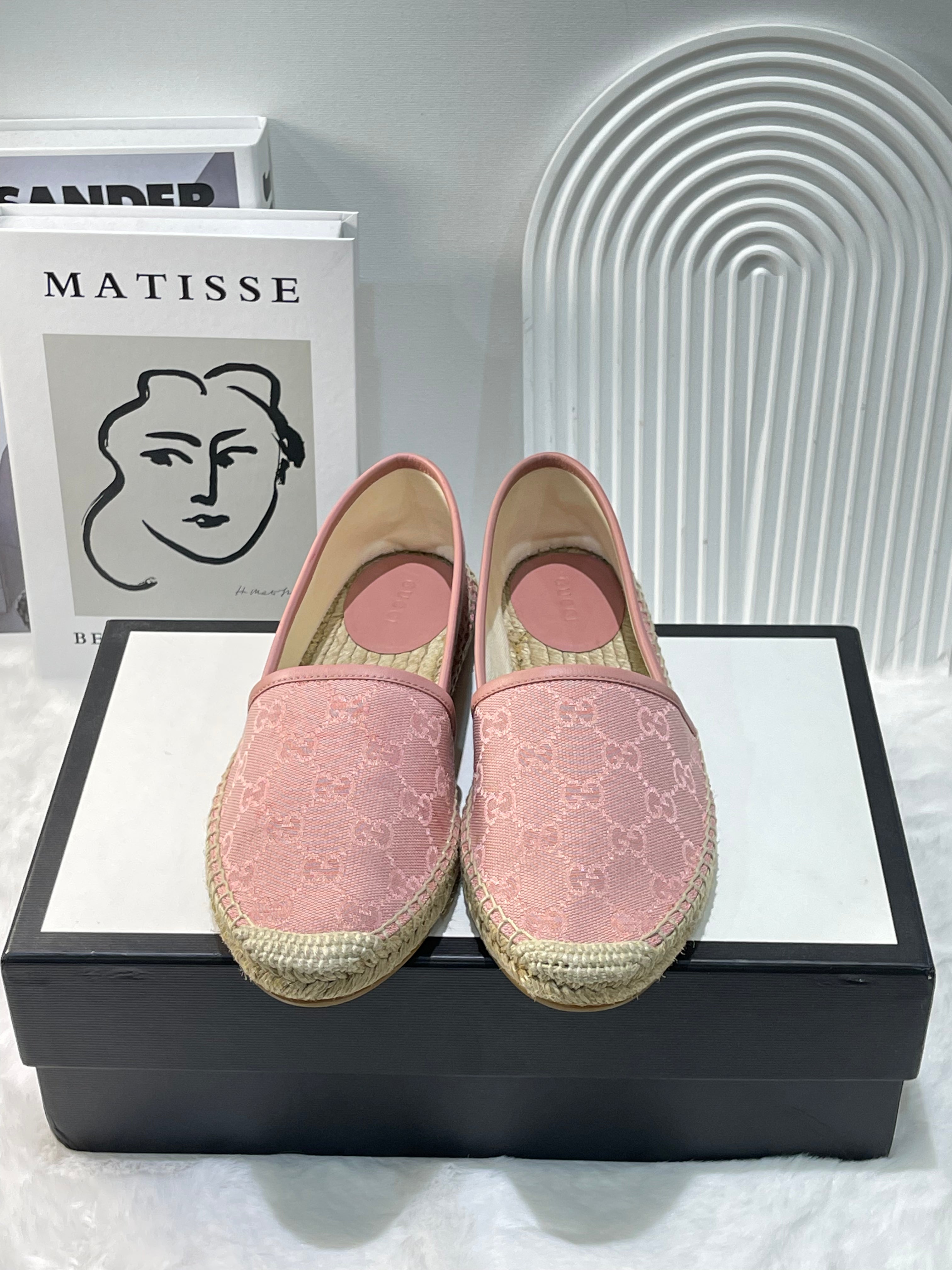 Gucci Canvas Pink Shoes