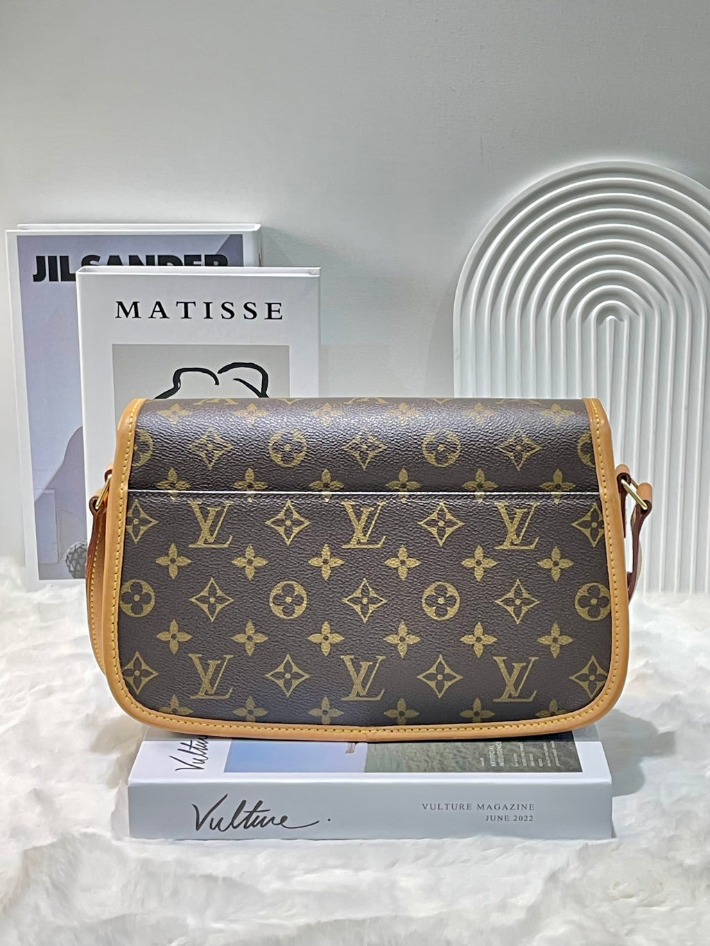LV Vintage Sologne Monogram
