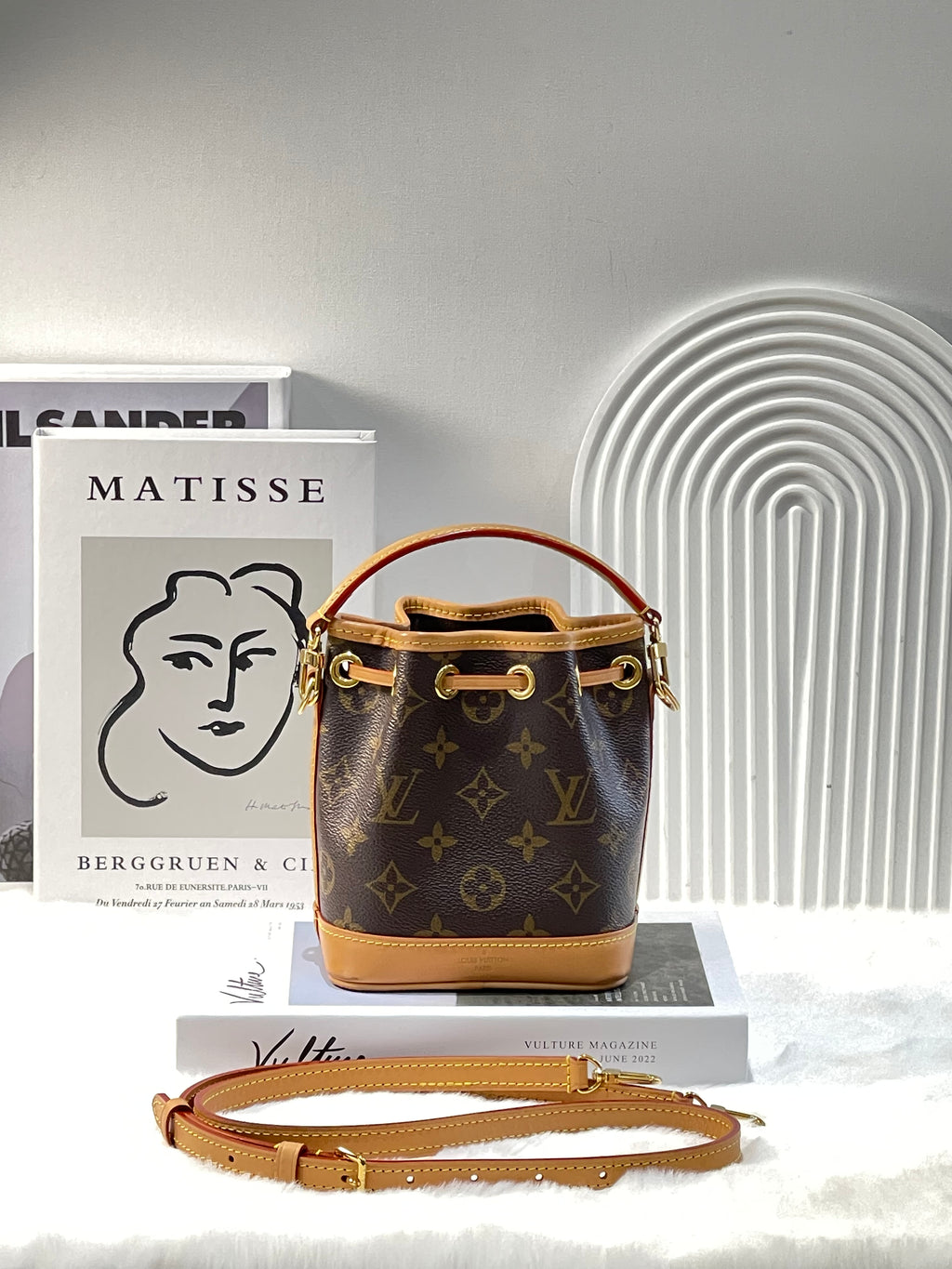 LV nano noe (microchip)