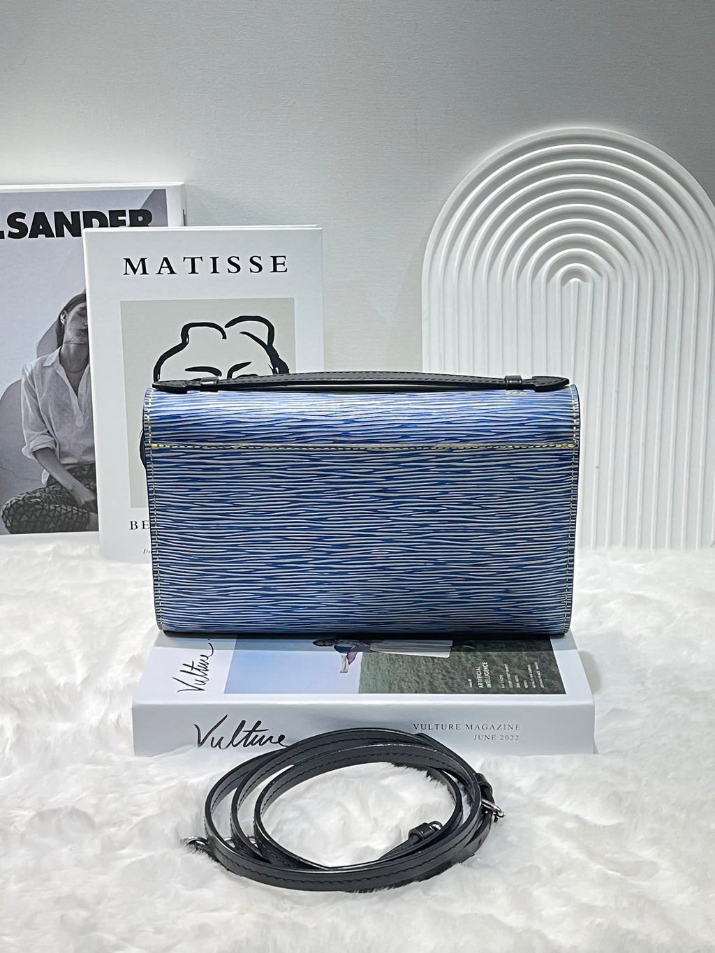 LV Clery Pochette Epi Leather