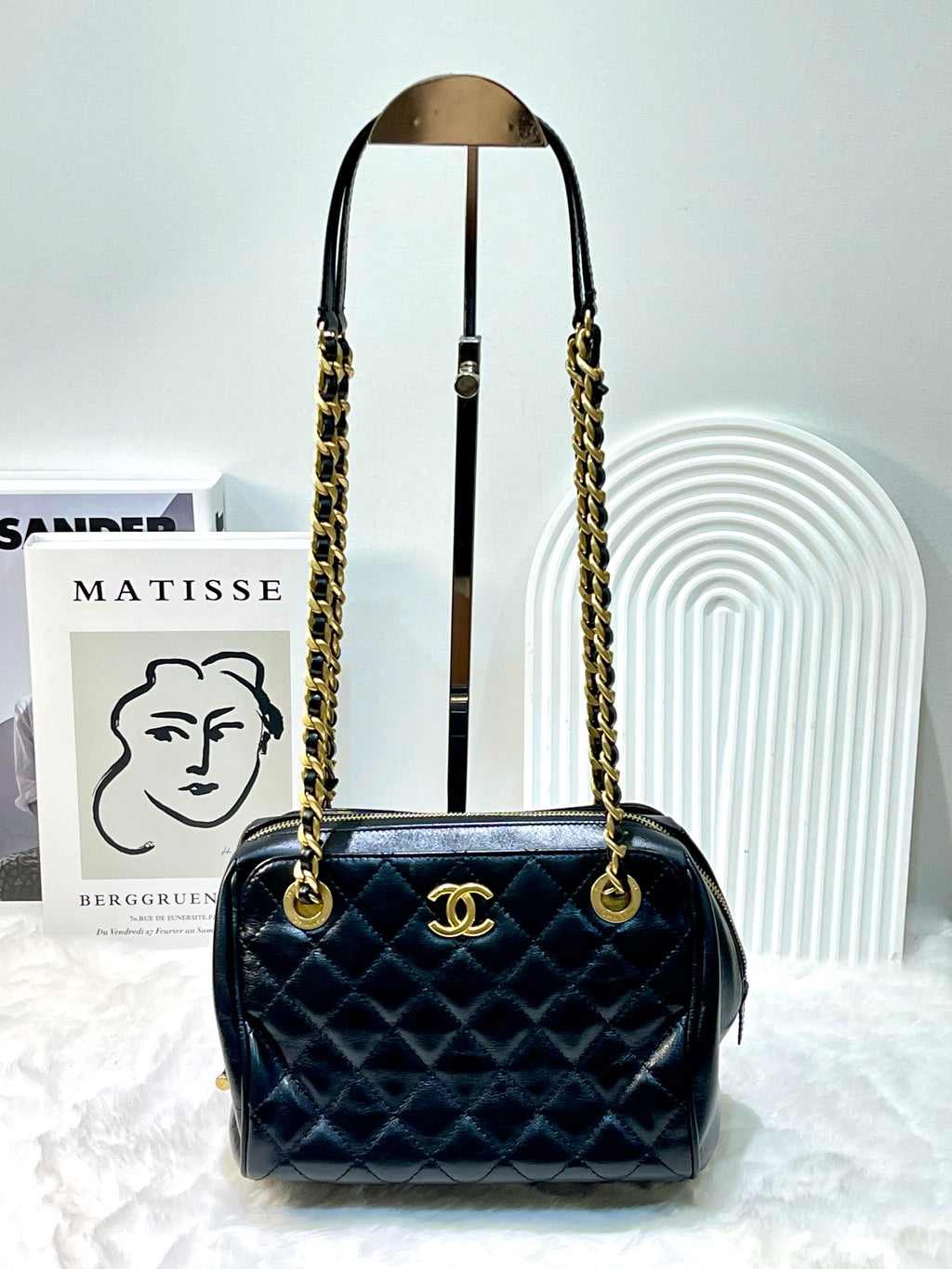 Chanel Matelasse 20 shoulder bag