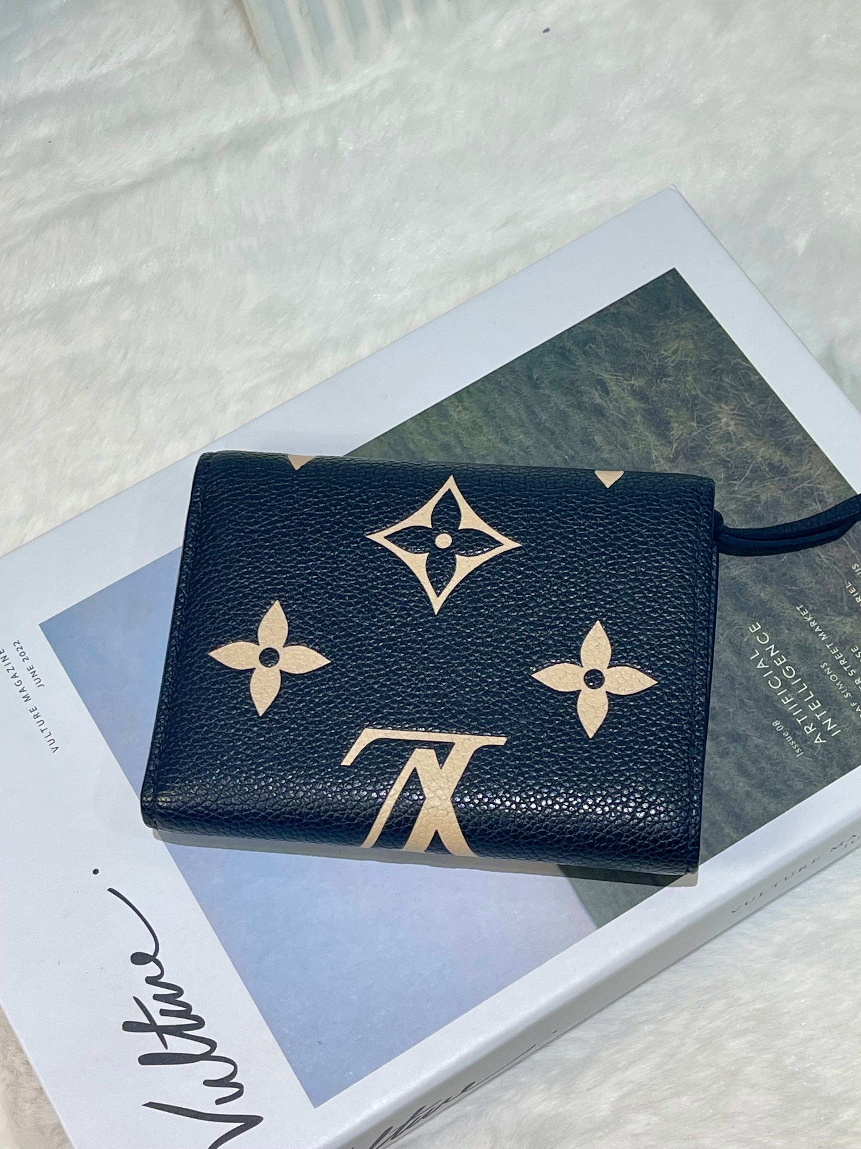LV Victorine Wallet (microchip)