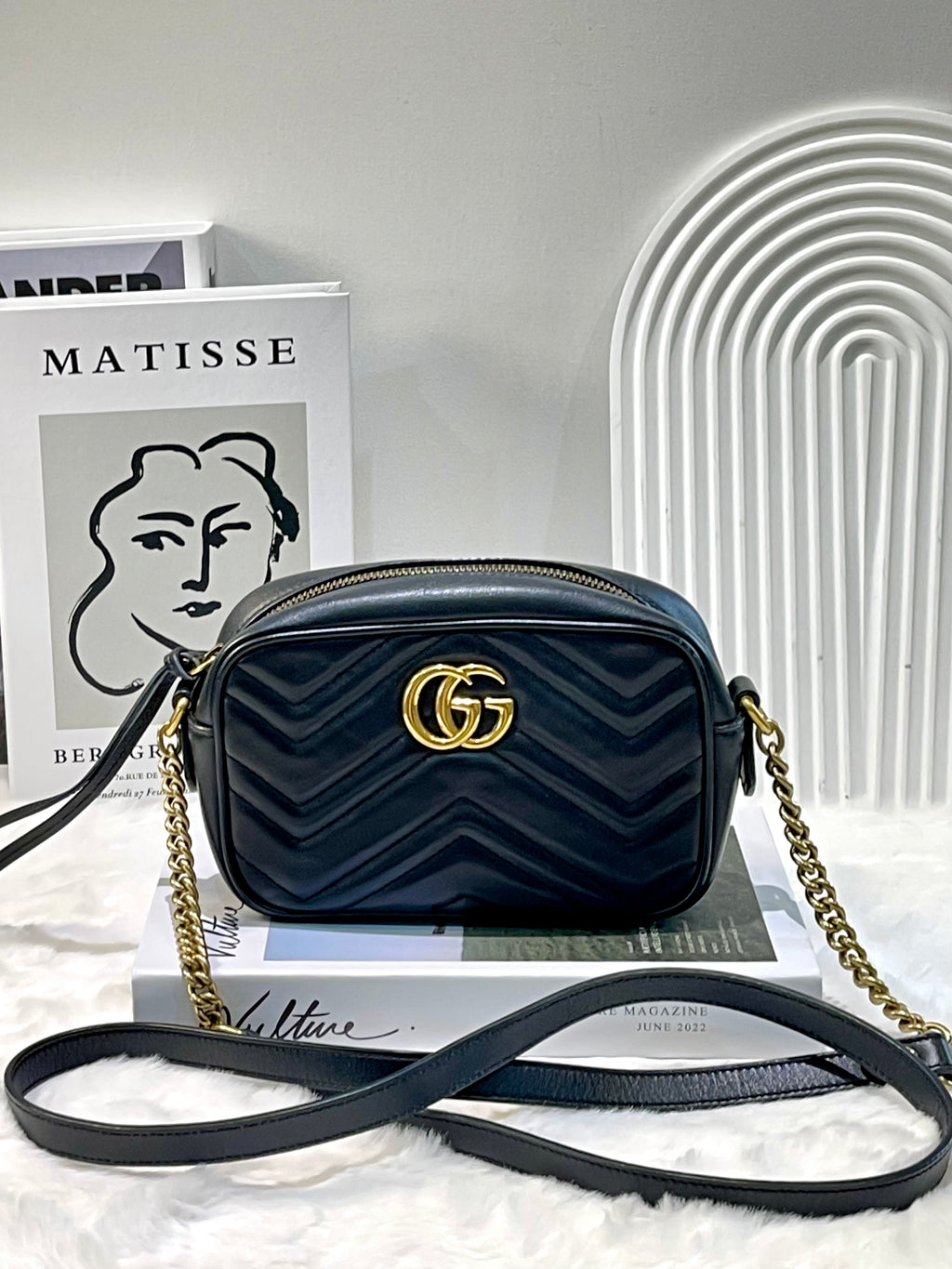 Gucci GG Marmont Small Camera Bag