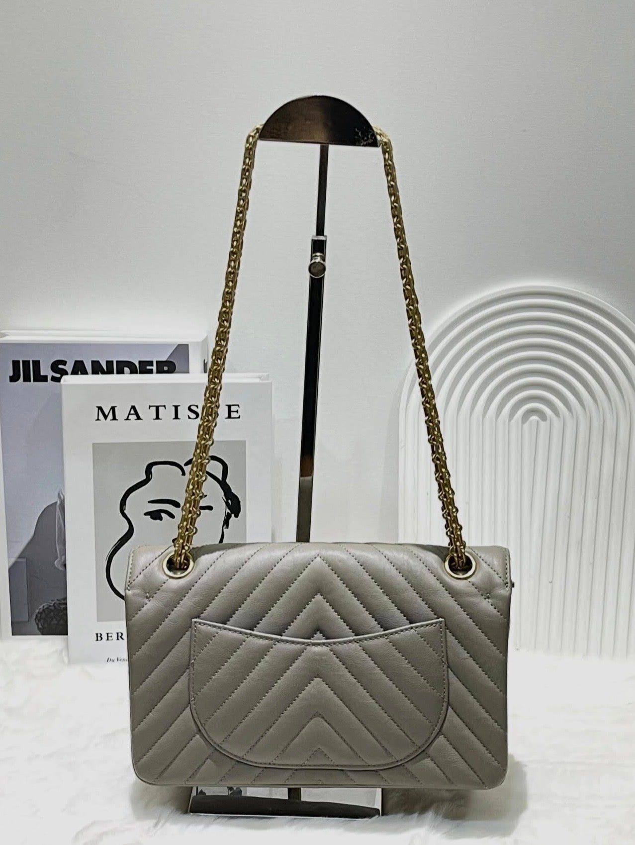 Chanel CF small 255