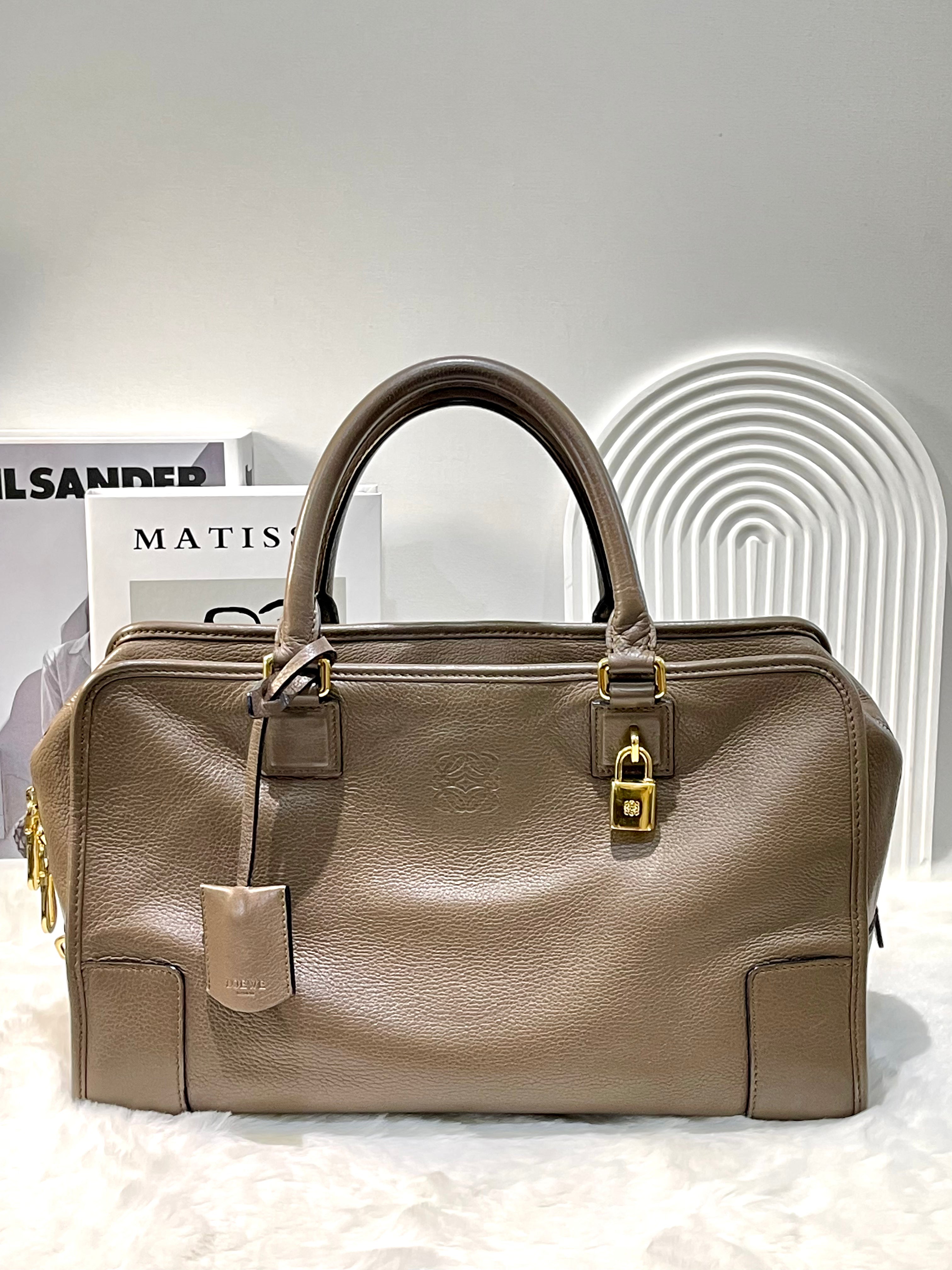 Loewe Amazona 28 handbag