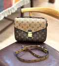 LV Pochette Metis