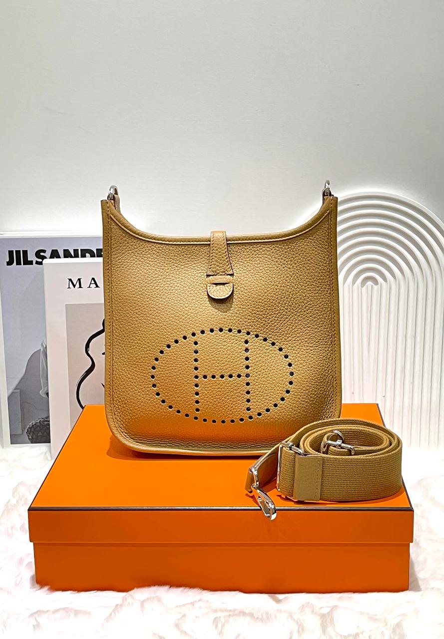 Hermes Evelyne 23 biscuit SHW